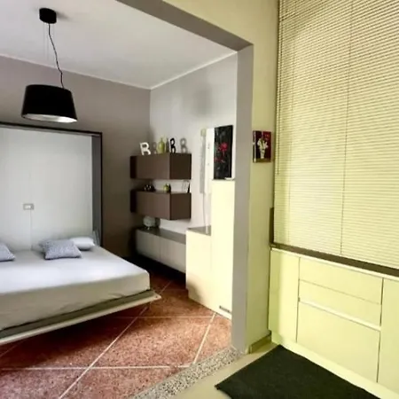 Via Raffaello Sanzio * Senigallia