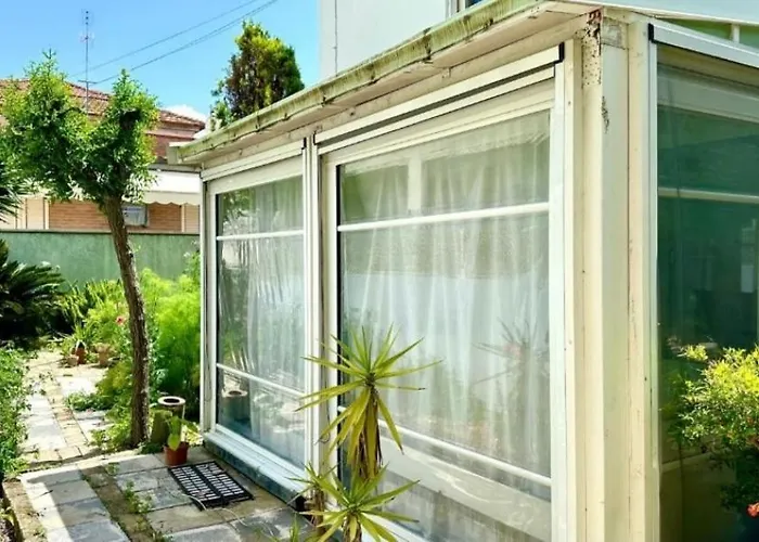 Via Raffaello Sanzio * Senigallia